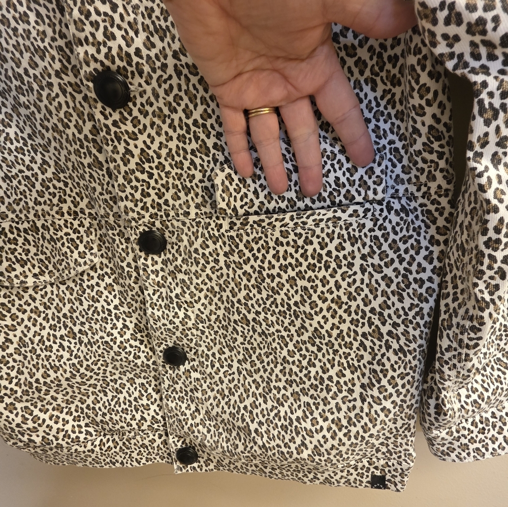 Varley Black And White Patterned Jacket - image 8